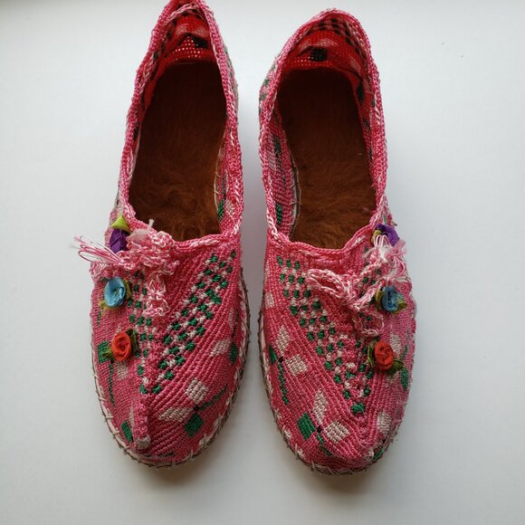 NWOT Handmade Persian Giveh shoes. - Picture 11 of 11